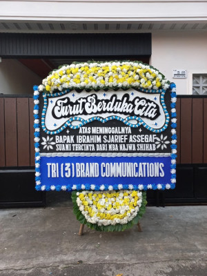 Papan Bunga Duka di Tomohon Timur